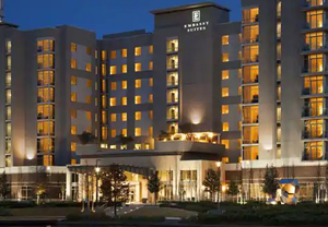  Embassy Suites by Hilton The Woodlands at Hughes Landing
